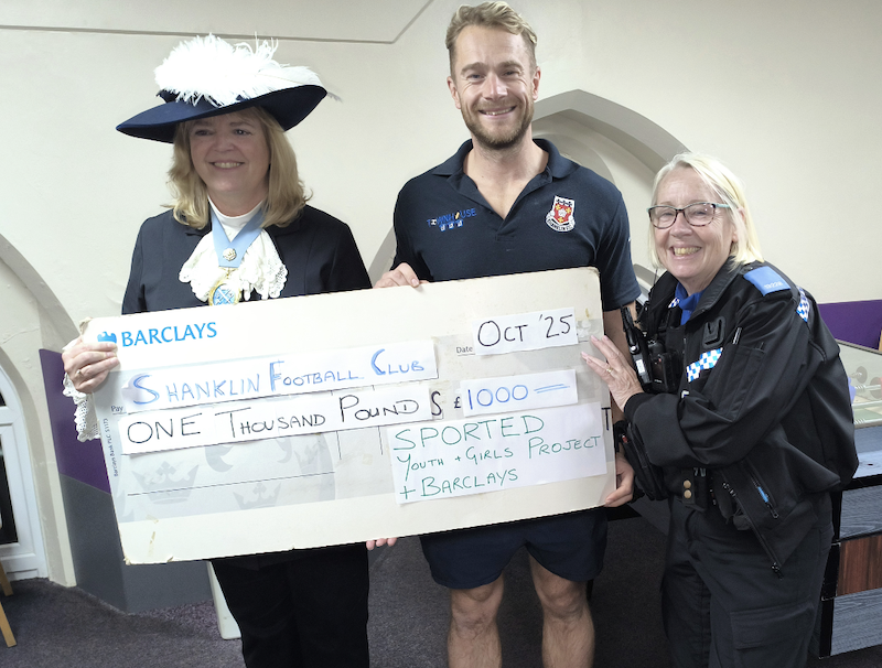 Jacque Gazzard, Peter Wilson and PCSO Jacqui May